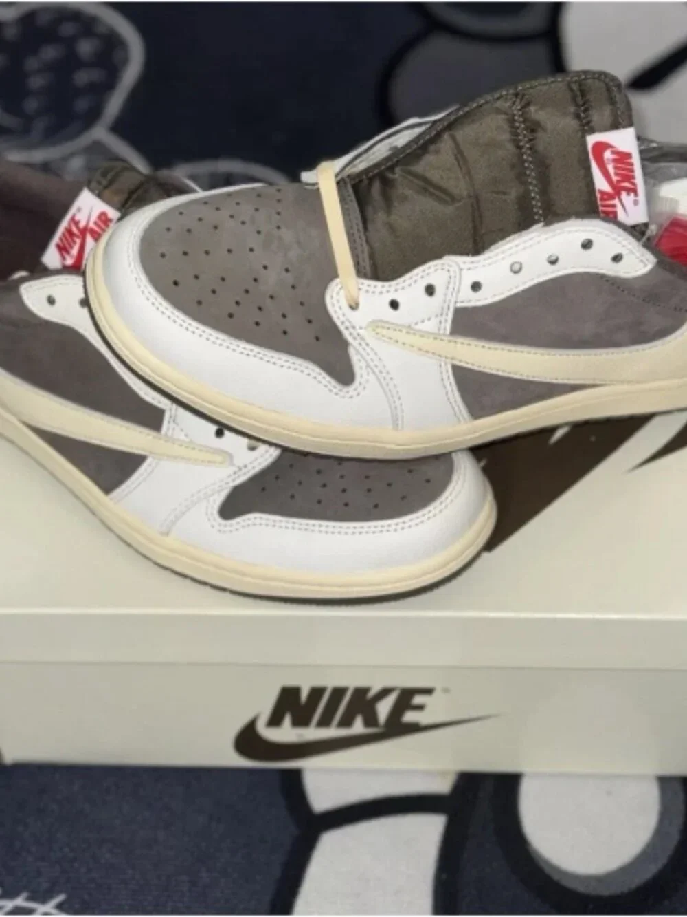 Jordan 1 Retro Low OG SP Travis Scott Reverse Mocha